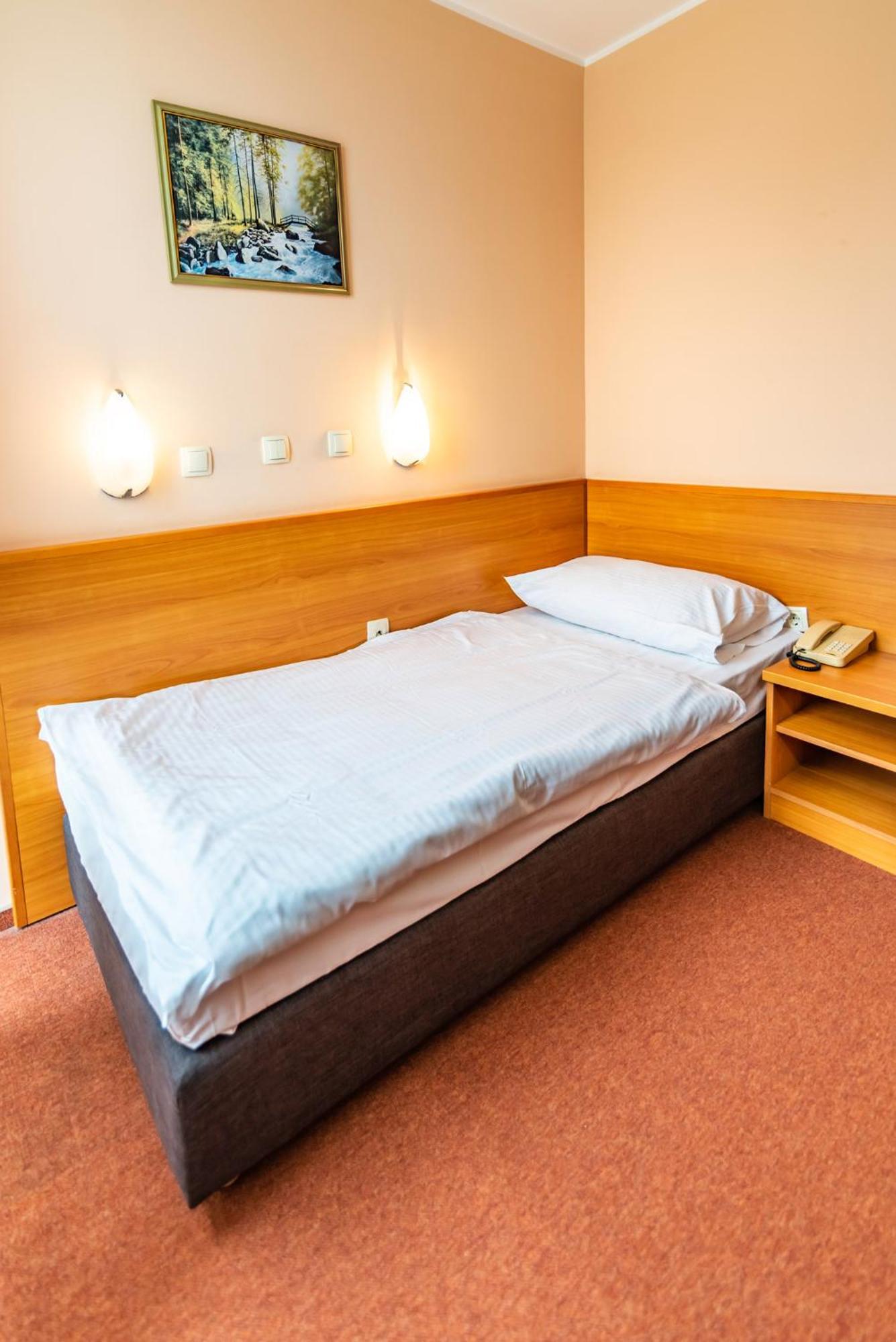 Hotel Park Čakovec Buitenkant foto